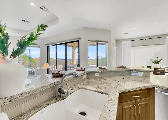 Golden Eagle * Fountain Hills